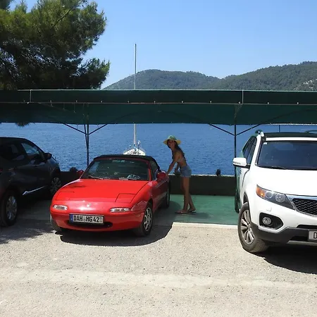 Brna 13492c Smokvica (Korcula)